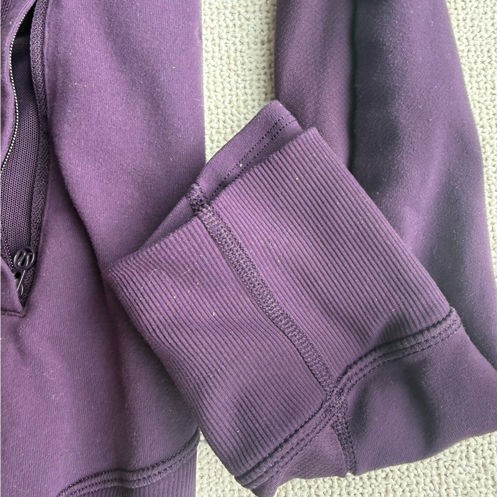 Women's Lululemon Purple Hooded Zip Up - Picture 6 of 10